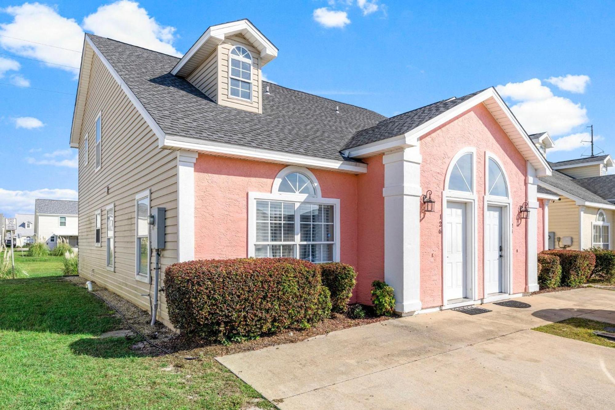 126 Seagrass Way *